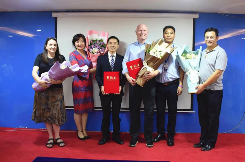 智通培訓學院與西雅圖科技學校達成戰略合作10