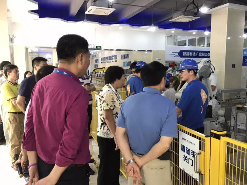 東莞市副市長喻麗君及相關領導組成的調研組到訪東莞倍增企業進行調研指導07